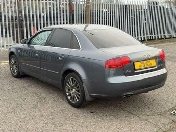 Audi A4 2.0 TDI SE CVT 4dr