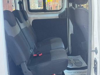Nissan NV200 7 seat