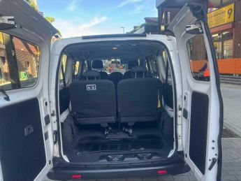 Nissan NV200 7 seat