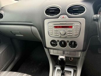 Ford Focus 1.6 Style 5dr
