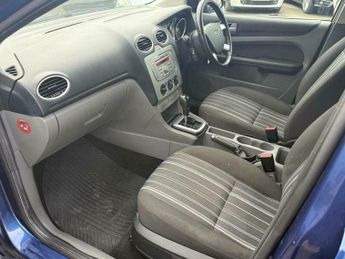 Ford Focus 1.6 Style 5dr