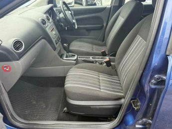 Ford Focus 1.6 Style 5dr