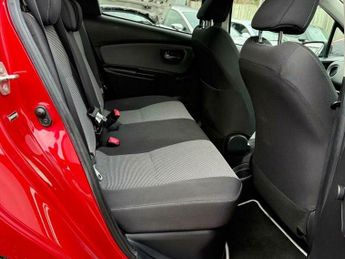 Toyota Yaris 1.5 VVT-h Icon E-CVT Euro 6 5dr