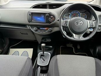 Toyota Yaris 1.5 VVT-h Icon E-CVT Euro 6 5dr