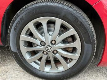 Toyota Yaris 1.5 VVT-h Icon E-CVT Euro 6 5dr