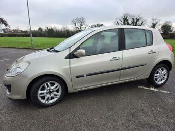 Renault Clio 1.6 VVT Privilege 5dr