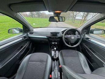 Vauxhall Astra 1.8i 16v Design 5dr