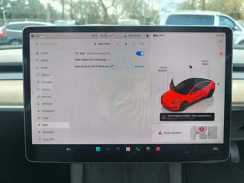 Tesla Model 3 MODEL 3