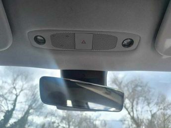 Tesla Model 3 MODEL 3