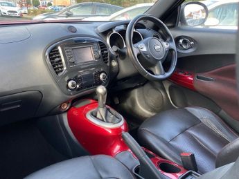 Nissan Juke 1.6 Tekna SUV 5dr Petrol Manual Euro 5 (s/s) (117 ps)