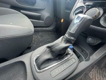 Vauxhall Corsa 1.4i 16v Design 5dr (a/c)