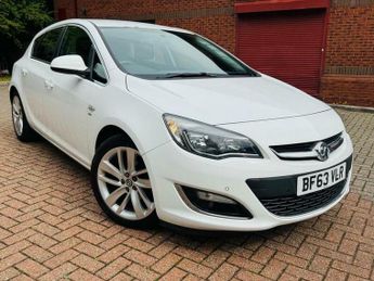 Vauxhall Astra 1.6 16v SRi Euro 5 5dr