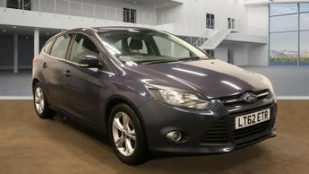 Ford Focus 1.6 Zetec Hatchback 5dr Petrol Powershift Euro 5 (125 ps)