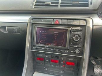 Audi A4 Avant 2.0 TDI S line 5dr