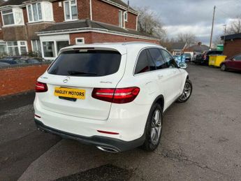 Mercedes-Benz GLC Class 2.1 GLC220d AMG Line (Premium) SUV 5dr Diesel G-Tronic 4MATIC Eu