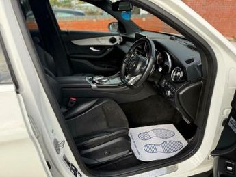 Mercedes-Benz C Class 2.1 GLC220d AMG Line (Premium) SUV 5dr Diesel G-Tronic 4MATIC Eu