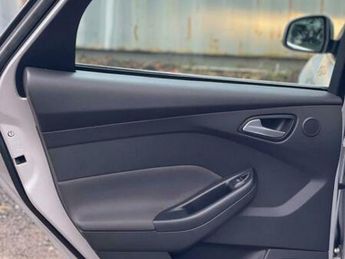 Ford Focus 1.0T EcoBoost Titanium Hatchback 5dr Petrol Manual Euro 5 (s/s) 