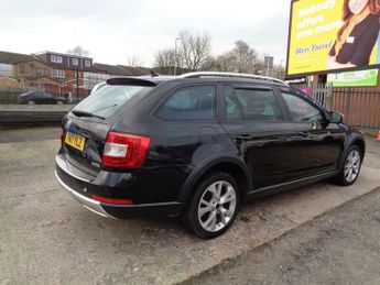 Skoda Octavia 2.0 TDI Scout DSG 4WD Euro 6 (s/s) 5dr