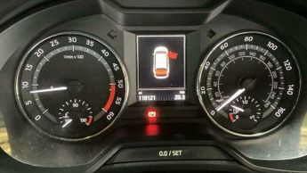 Skoda Octavia 2.0 TDI Scout DSG 4WD Euro 6 (s/s) 5dr