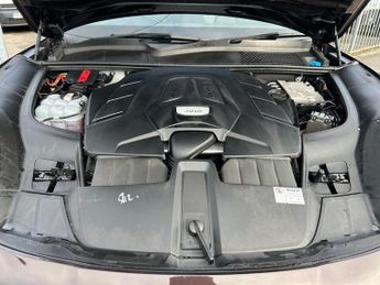 Porsche Cayenne V6 TIPTRONIC