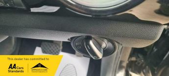 Volkswagen Up 1.0 High up! Hatchback 5dr Petrol ASG Euro 5 (75 ps)