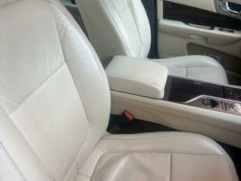 Jaguar XF 3.0d S V6 Portfolio Auto Euro 5 4dr