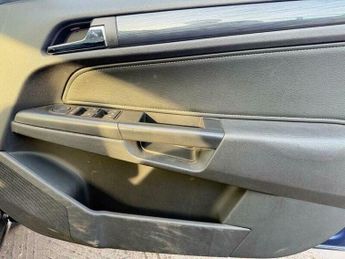 Vauxhall Astra 1.6i 16v Design Hatchback 5dr Petrol Easytronic (156 g/km, 103 b