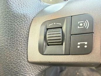 Vauxhall Astra 1.6i 16v Design Hatchback 5dr Petrol Easytronic (156 g/km, 103 b