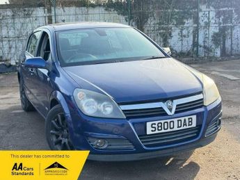 Vauxhall Astra 1.6i 16v Design Hatchback 5dr Petrol Easytronic (156 g/km, 103 b