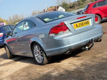 Volvo C70 2.4 D5 SE Convertible 2dr Diesel Geartronic (193 g/km, 178 bhp)