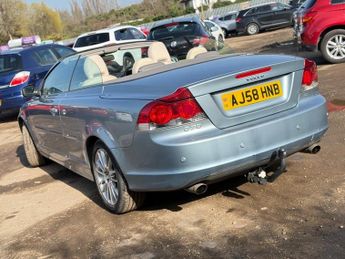 Volvo C70 2.4 D5 SE Convertible 2dr Diesel Geartronic (193 g/km, 178 bhp)