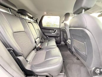 Land Rover Discovery Sport 2.0 TD4 SE Tech Auto 4WD Euro 6 (s/s) 5dr