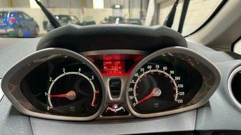 Ford Fiesta 1.4 Zetec 5dr