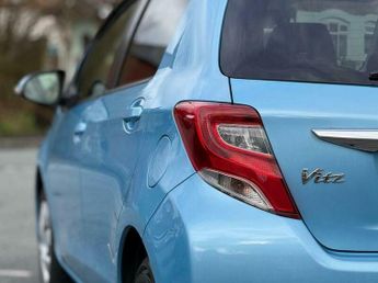 Toyota Yaris 1.0 VVT-i Icon CVT Euro 6 5dr