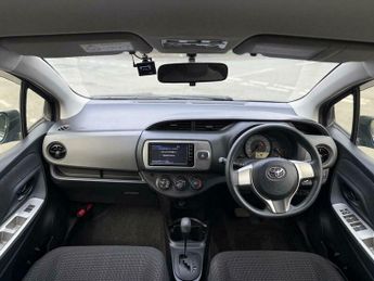 Toyota Yaris 1.0 VVT-i Icon CVT Euro 6 5dr