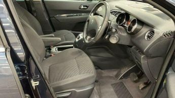 Peugeot 5008 1.6 e-HDi Allure EGC Euro 5 (s/s) 5dr