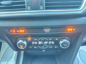 Mazda 3 2.0 SKYACTIV-G Sport Nav Hatchback 5dr Petrol Auto Euro 6 (s/s) 