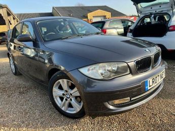 BMW 118 2.0 118i SE Steptronic Euro 4 5dr