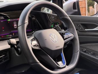 Volkswagen Golf R TSI 4MOTION DSG