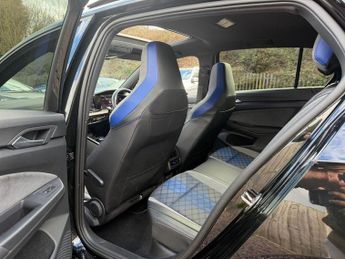 Volkswagen Golf R TSI 4MOTION DSG