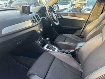 Audi Q3 2.0 TDI S line S Tronic quattro Euro 5 (s/s) 5dr