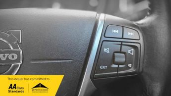 Volvo V40 D2 CROSS COUNTRY LUX