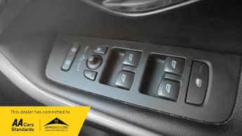 Volvo V40 D2 CROSS COUNTRY LUX