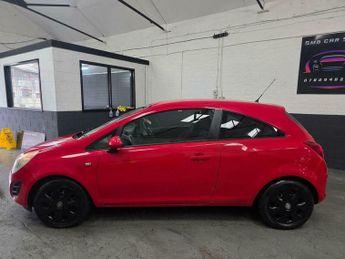 Vauxhall Corsa 1.4 16V Exclusiv Euro 5 3dr