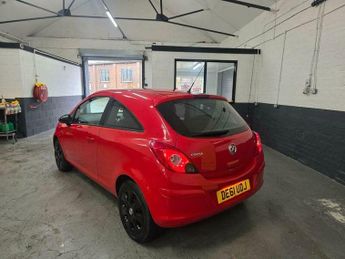 Vauxhall Corsa 1.4 16V Exclusiv Euro 5 3dr