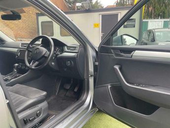 Skoda Superb SE TECHNOLOGY TDI DSG