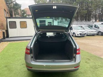 Skoda Superb SE TECHNOLOGY TDI DSG