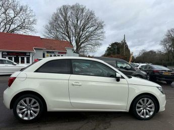 Audi A1 1.6 TDI Sport Euro 5 (s/s) 3dr