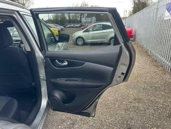 Nissan Qashqai 1.5 dCi n-tec+ 2WD Euro 6 (s/s) 5dr