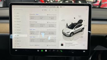 Tesla Model Y LONG RANGE AWD